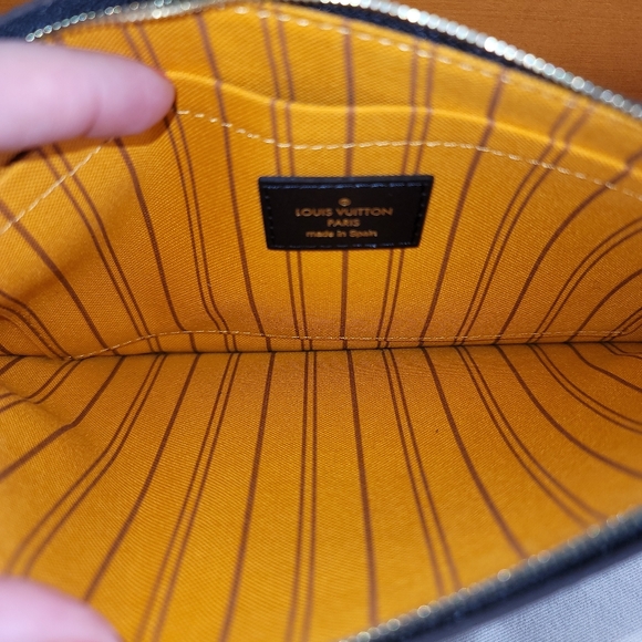 Louis Vuitton Jungle Giant Flower Monogram Pochette Wristlet from Neverfull Bag. - Picture 9 of 13